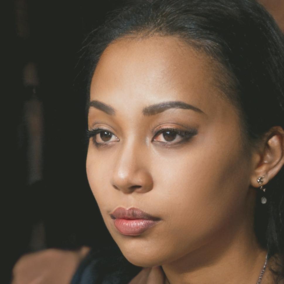 Porträt von Finanzexpertin Yara Borgović