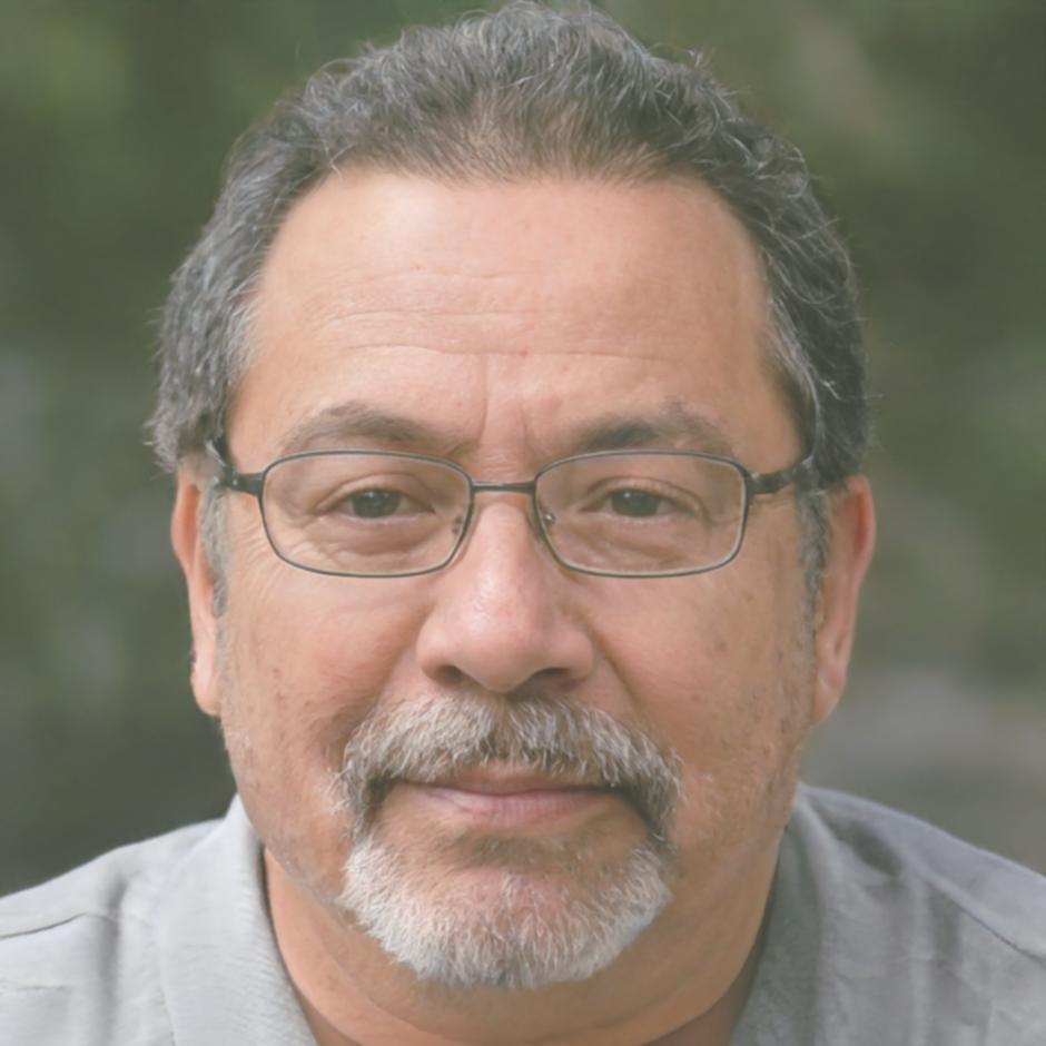 Tobias Engelbert, Senior Budgetanalyst bei mynvariphex